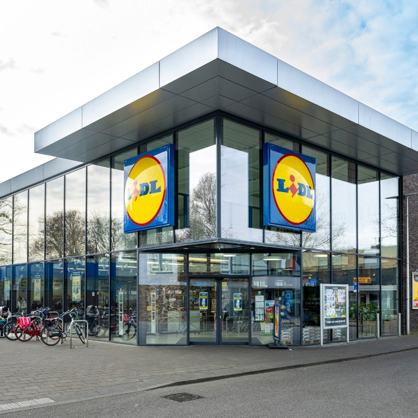Lidl_shop_Utrecht_Van-Lin_door-drops_flyers_effectiveness.png